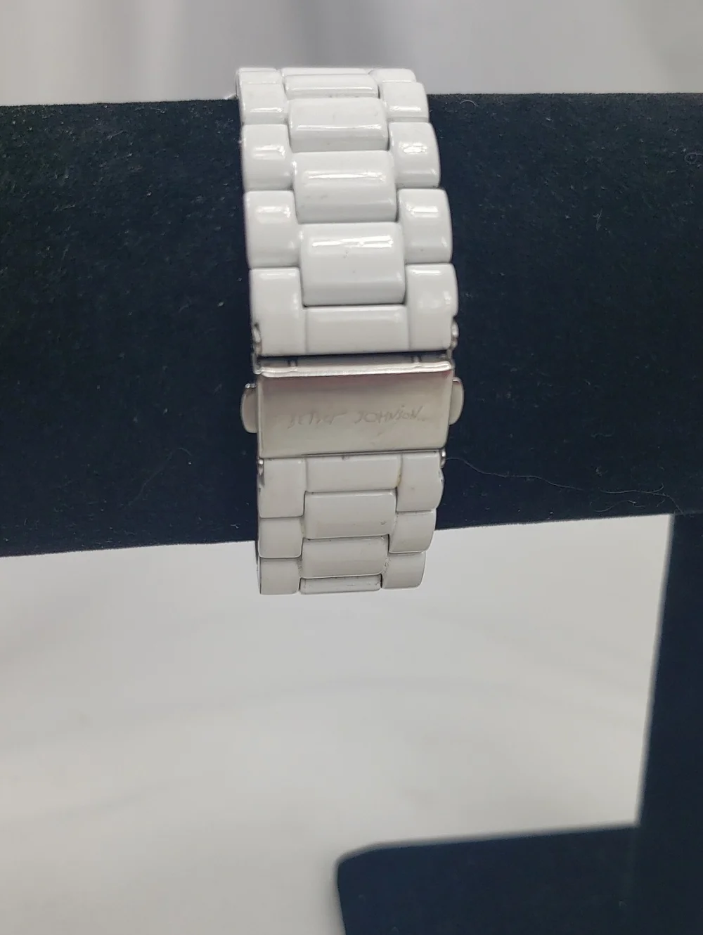Betsey Johnson Working White Gold Watch